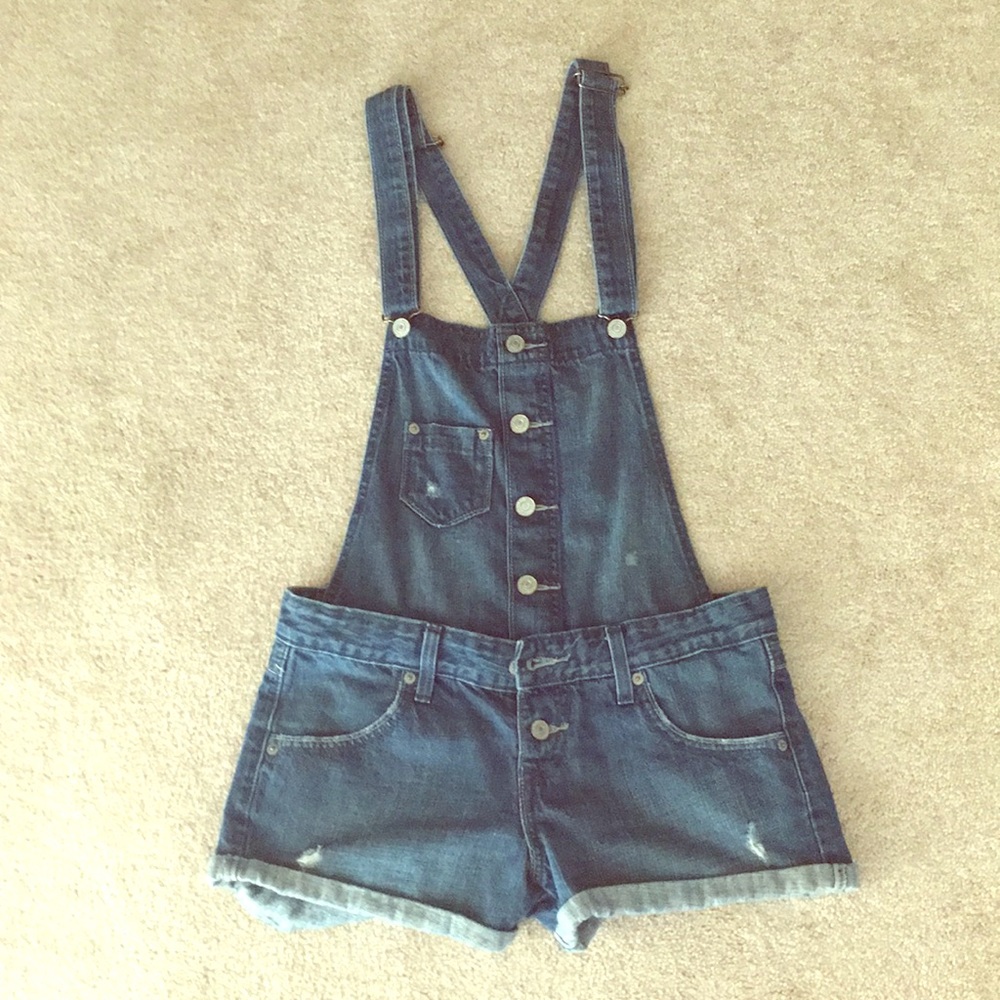 Overall shorts